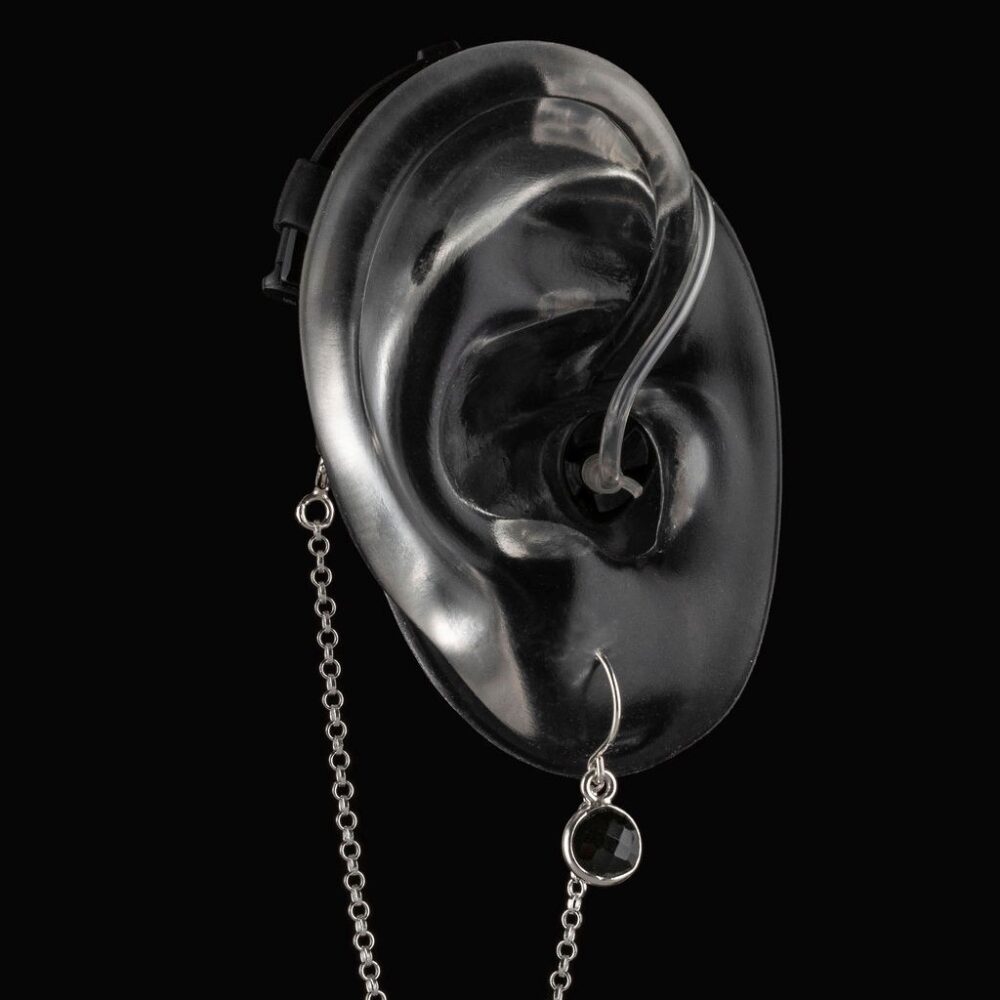 Black Eye Pea høresmykke fra DEAFMETAL